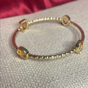 🌮Elegant Gold Women's Bracelet